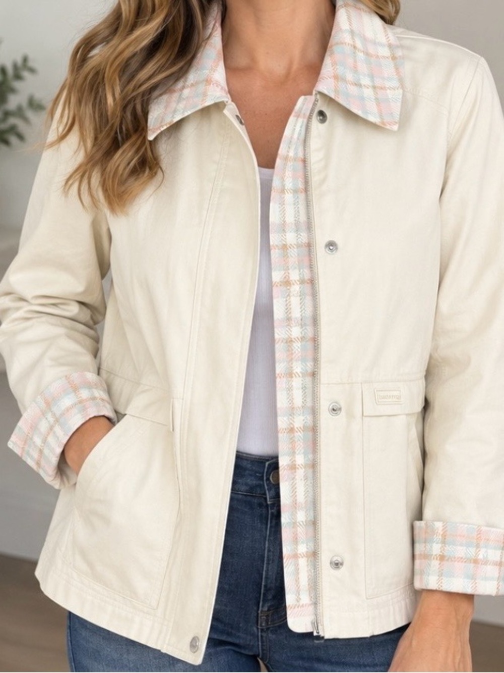Brand New Cream Quilted-Trim Lightweight Hunter Jacket Size M
